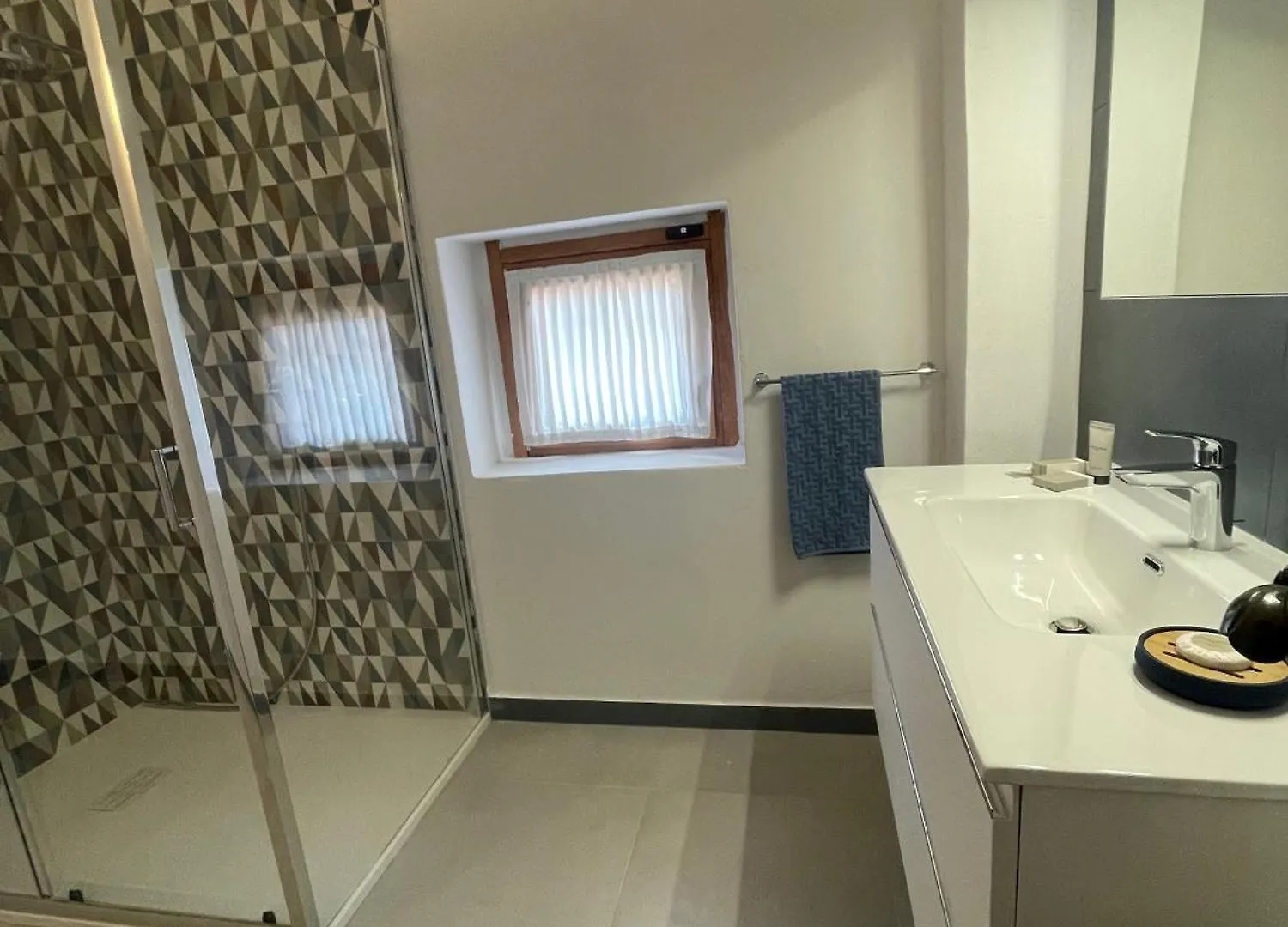 Villa Gianna Affitta Camere 인베리고 게스트하우스