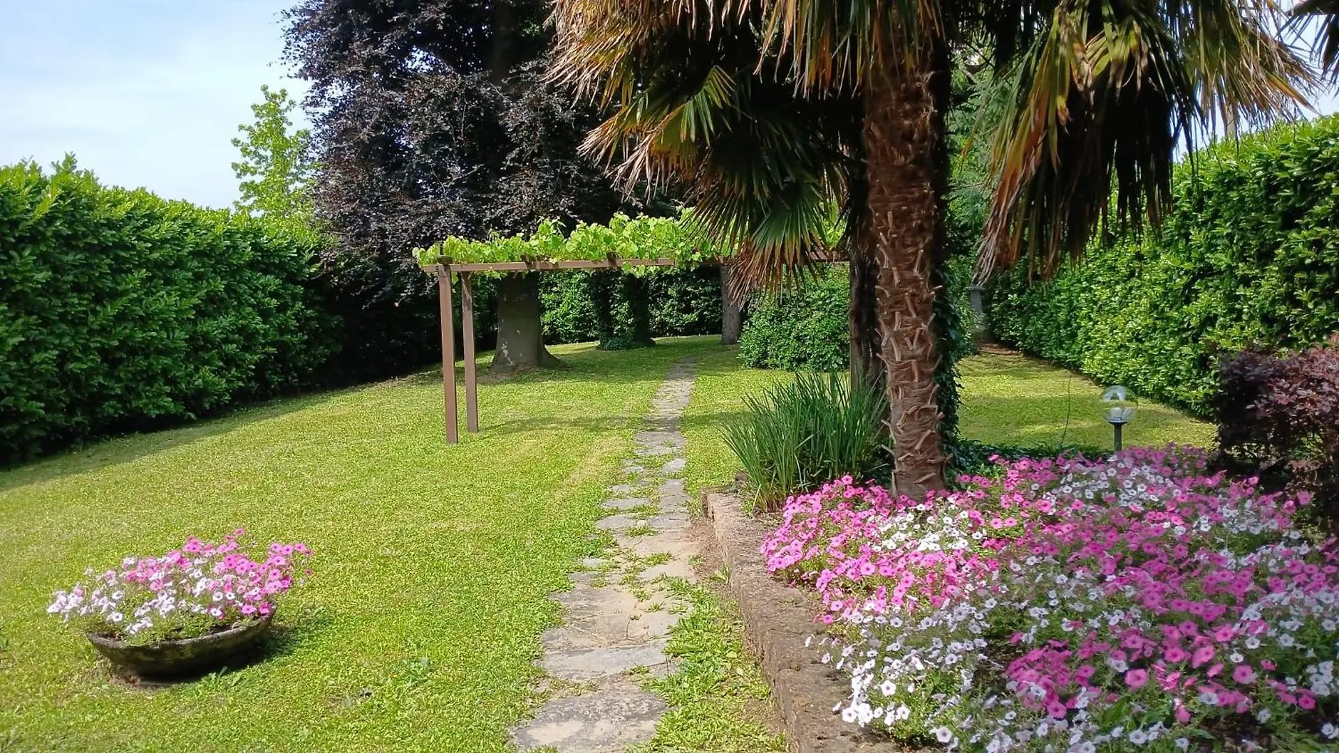 Villa Gianna Affitta Camere Inverigo